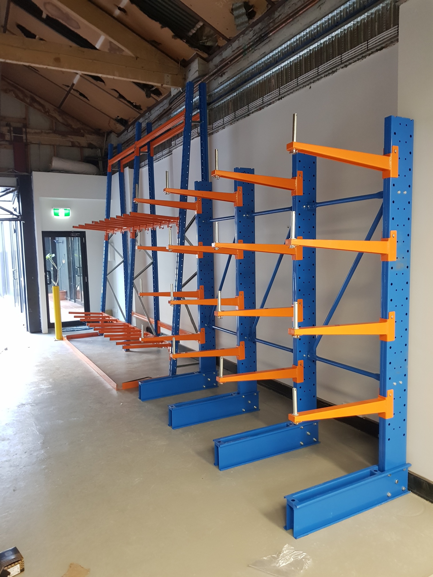 Light Duty Cantilever Racking (C200)