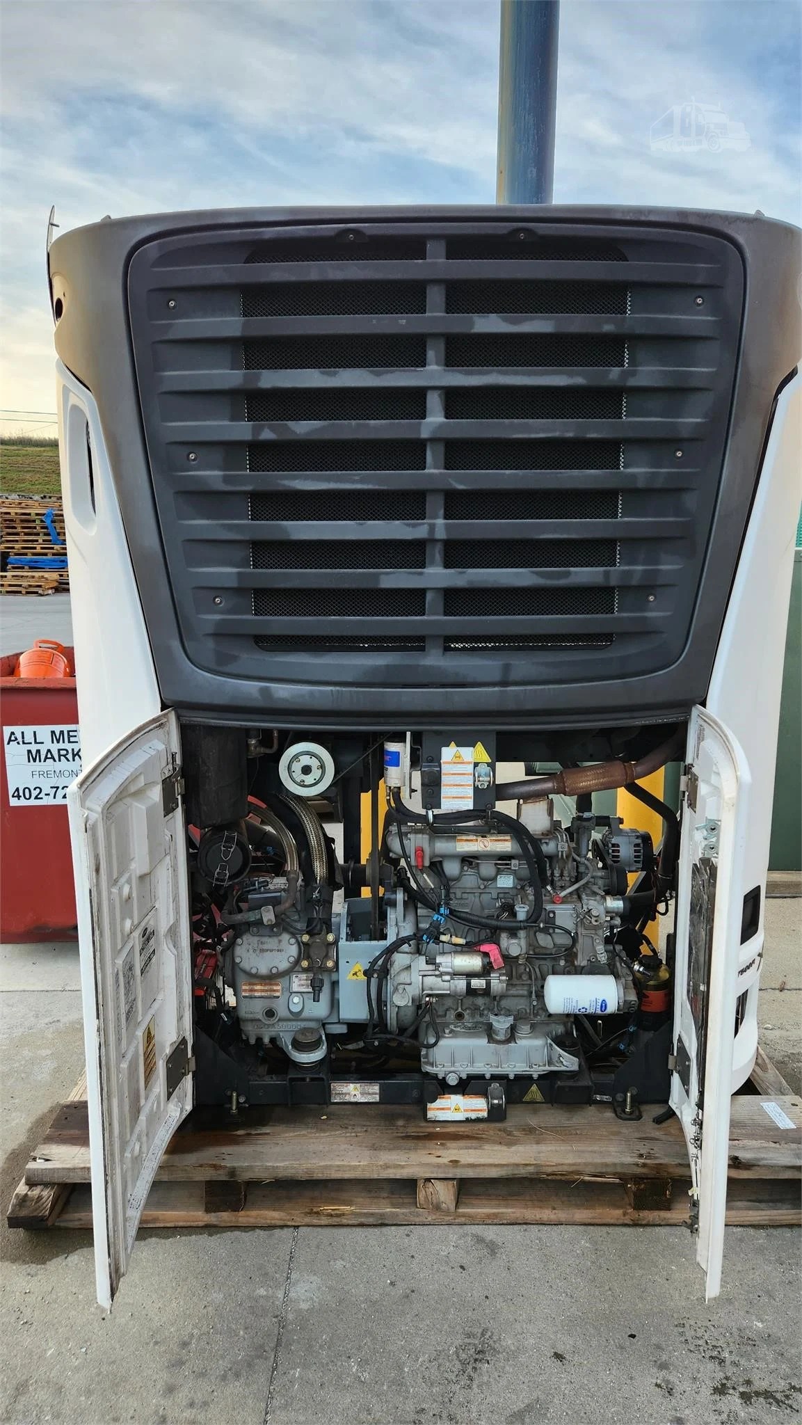 Buy X4 7500R Refrigeration Units Online - Image 9